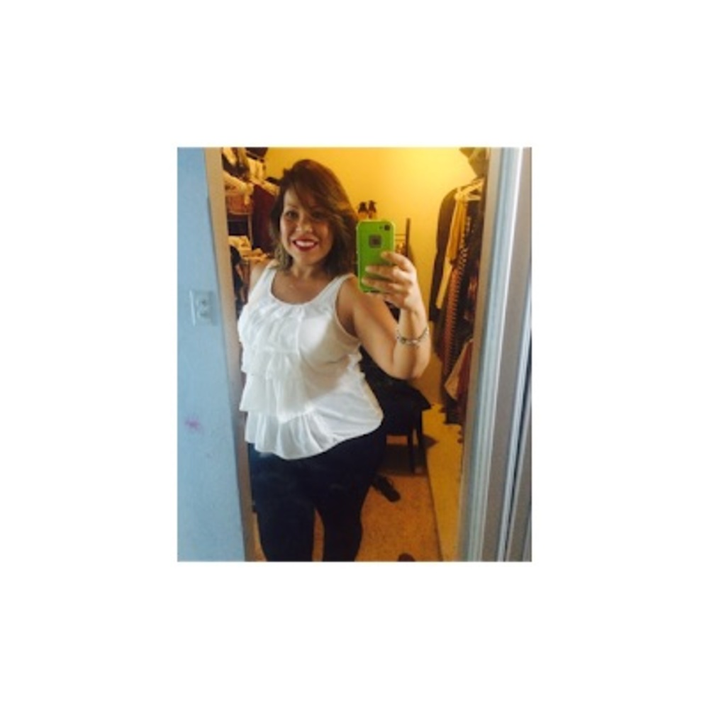 Meet your Posher, Mariel